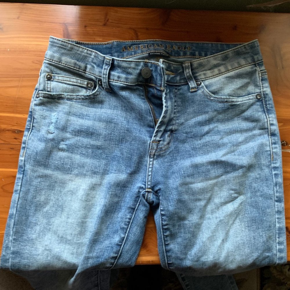 American Eagle Distressed Light Blue Skinny Jeans